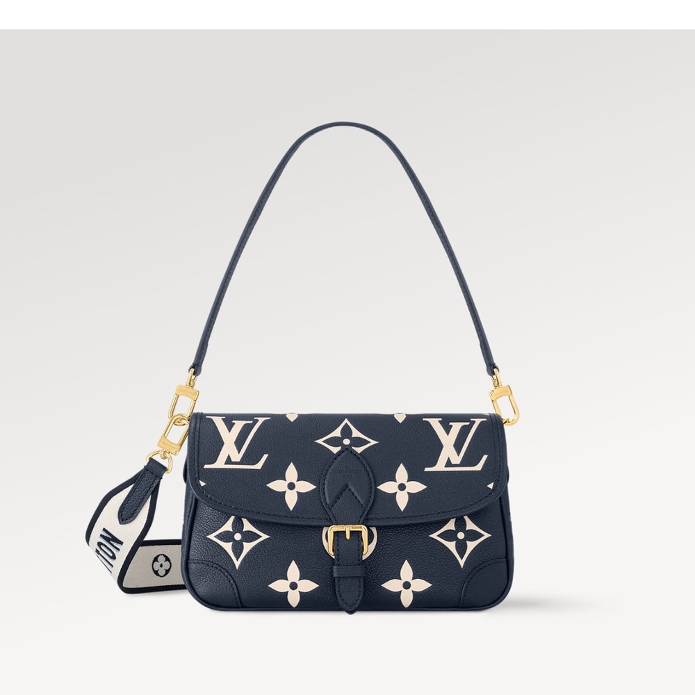 Louis Vuitton Navy and Cream Monogram Shoulder Bag with bonus wallet. Excellent - Picture 5 of 8